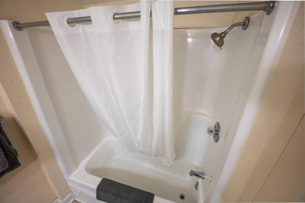 New Ocean Annie'S Oceanview Studio Heated Pools! Myrtle Beach Extérieur photo